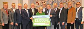 Schecküberreichung