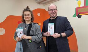 Präsentation der neuen Kursbroschüre